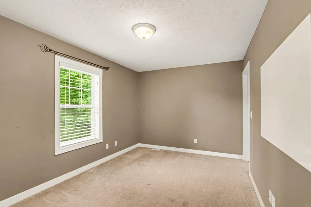 6018 Waters Ridge Court Kalamazoo, MI 49009