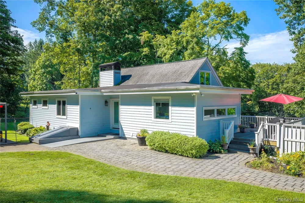 140 Hurds Corners Road Pawling, NY 12564
