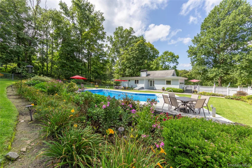 140 Hurds Corners Road Pawling, NY 12564