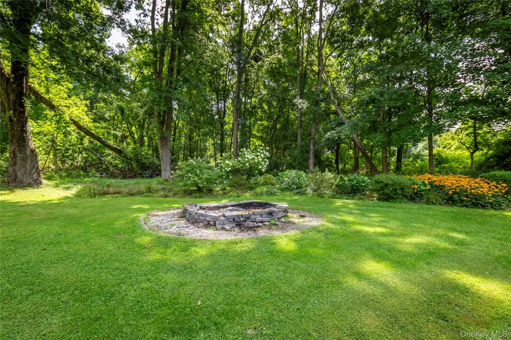 140 Hurds Corners Road Pawling, NY 12564