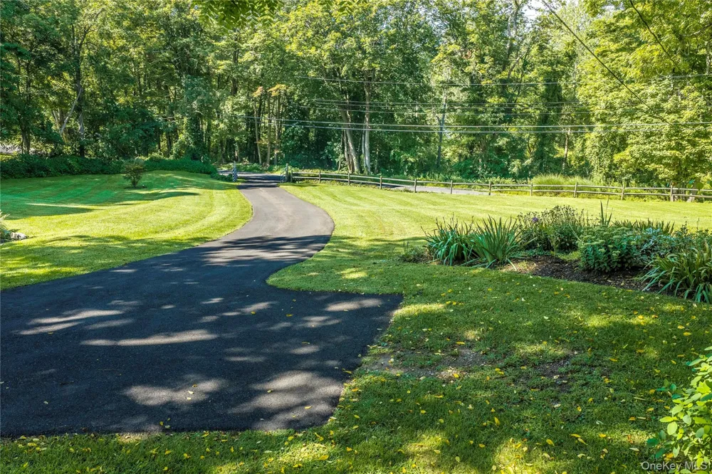 140 Hurds Corners Road Pawling, NY 12564