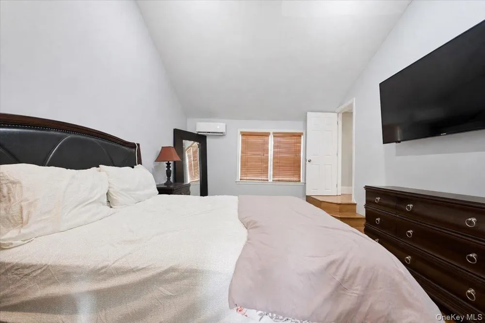 95 Union Street Freeport, NY 11520