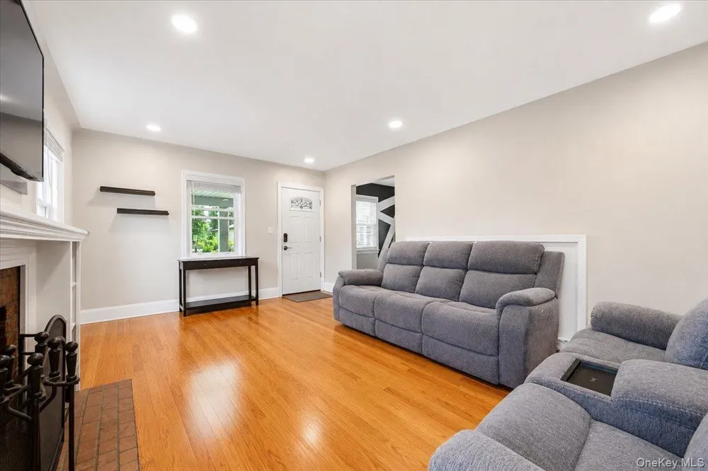 95 Union Street Freeport, NY 11520