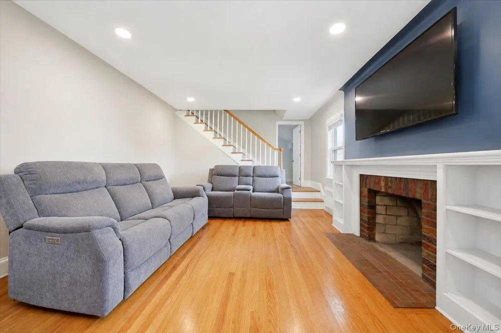 95 Union Street Freeport, NY 11520