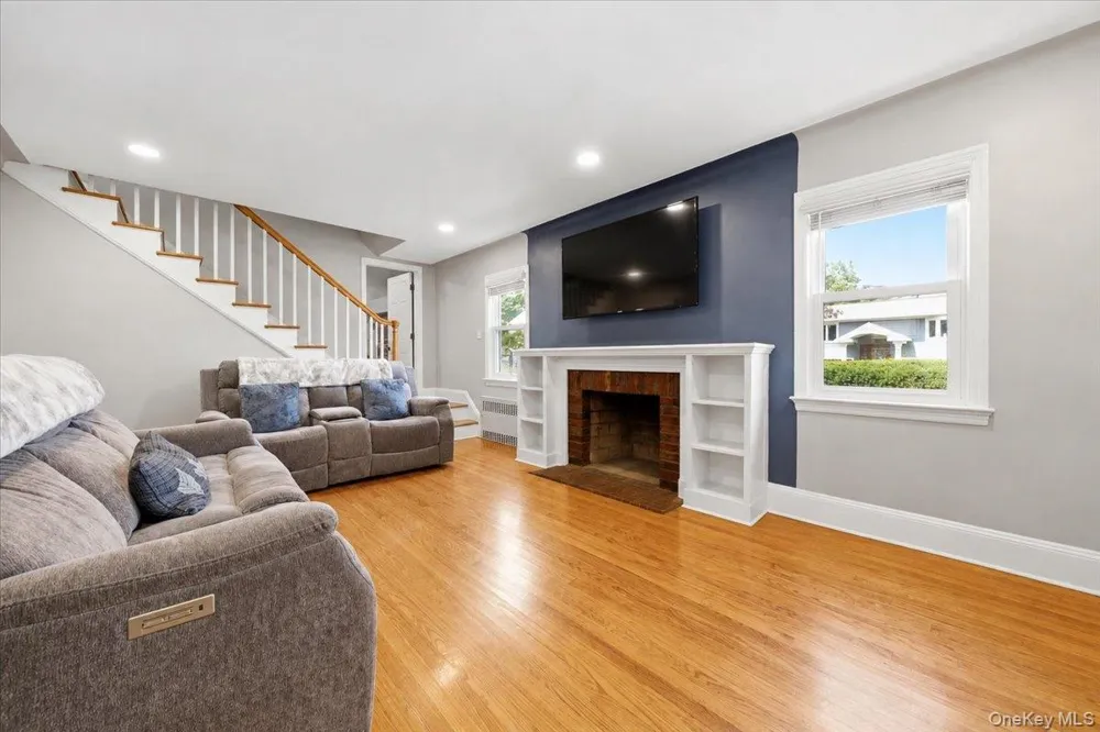 95 Union Street Freeport, NY 11520