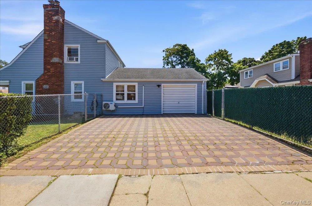 95 Union Street Freeport, NY 11520