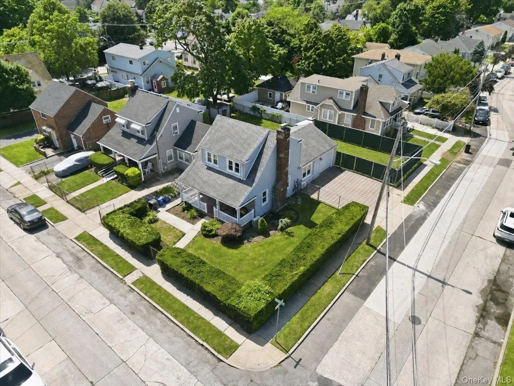95 Union Street Freeport, NY 11520