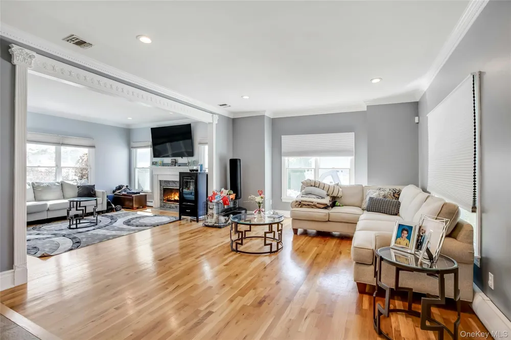 11 Raphael Boulevard Nesconset, NY 11767