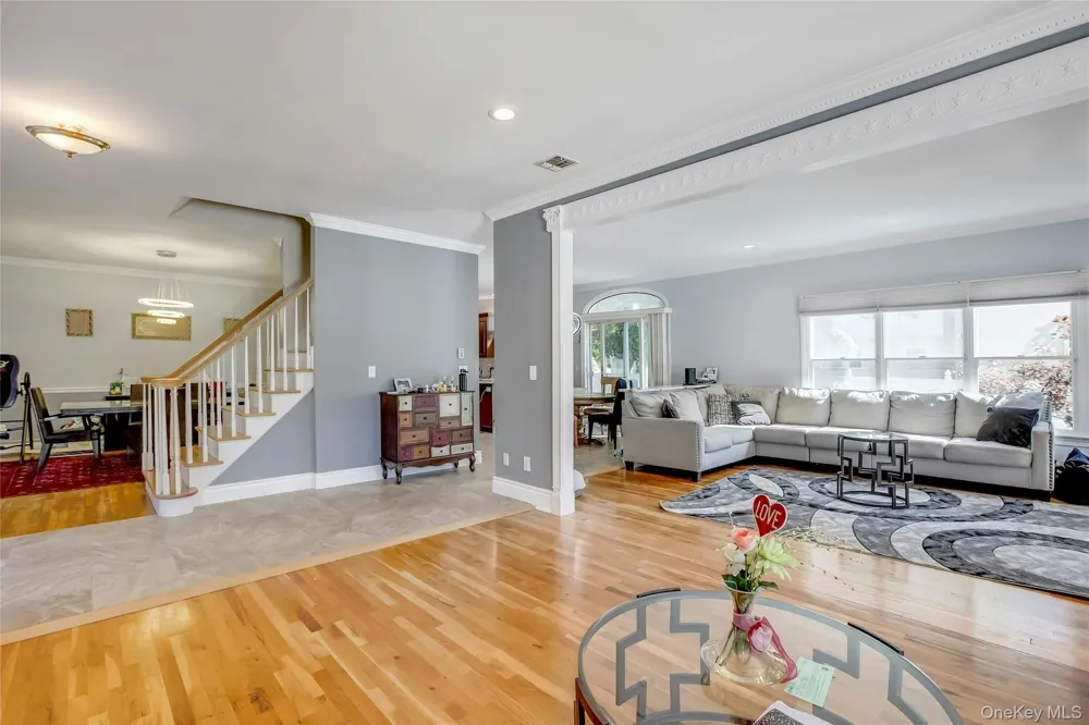 11 Raphael Boulevard Nesconset, NY 11767