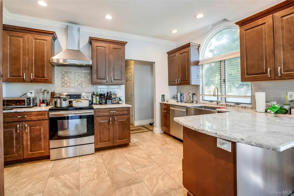 11 Raphael Boulevard Nesconset, NY 11767