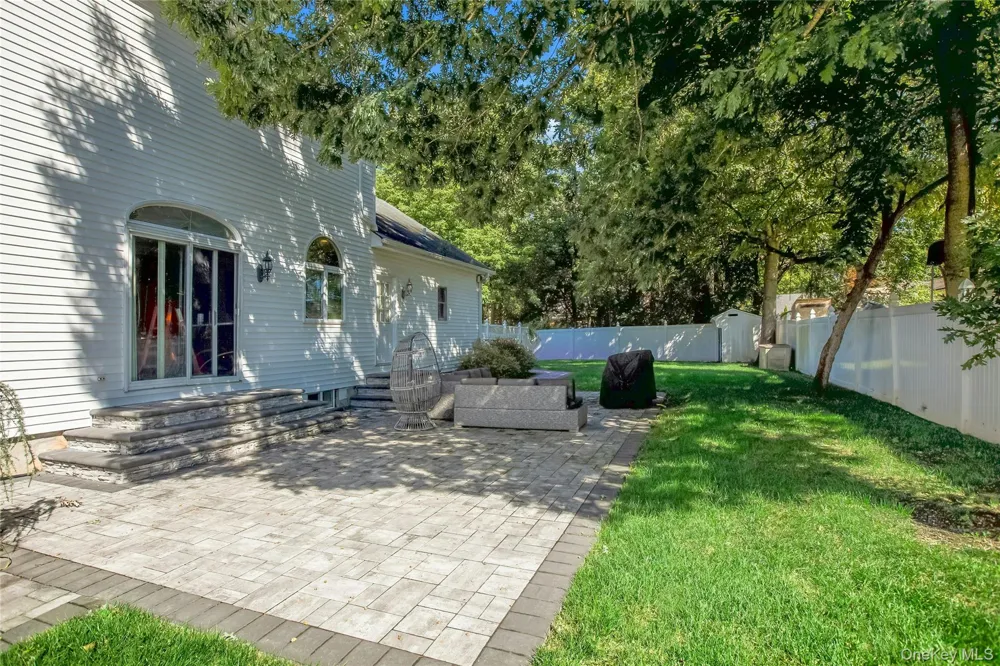 11 Raphael Boulevard Nesconset, NY 11767