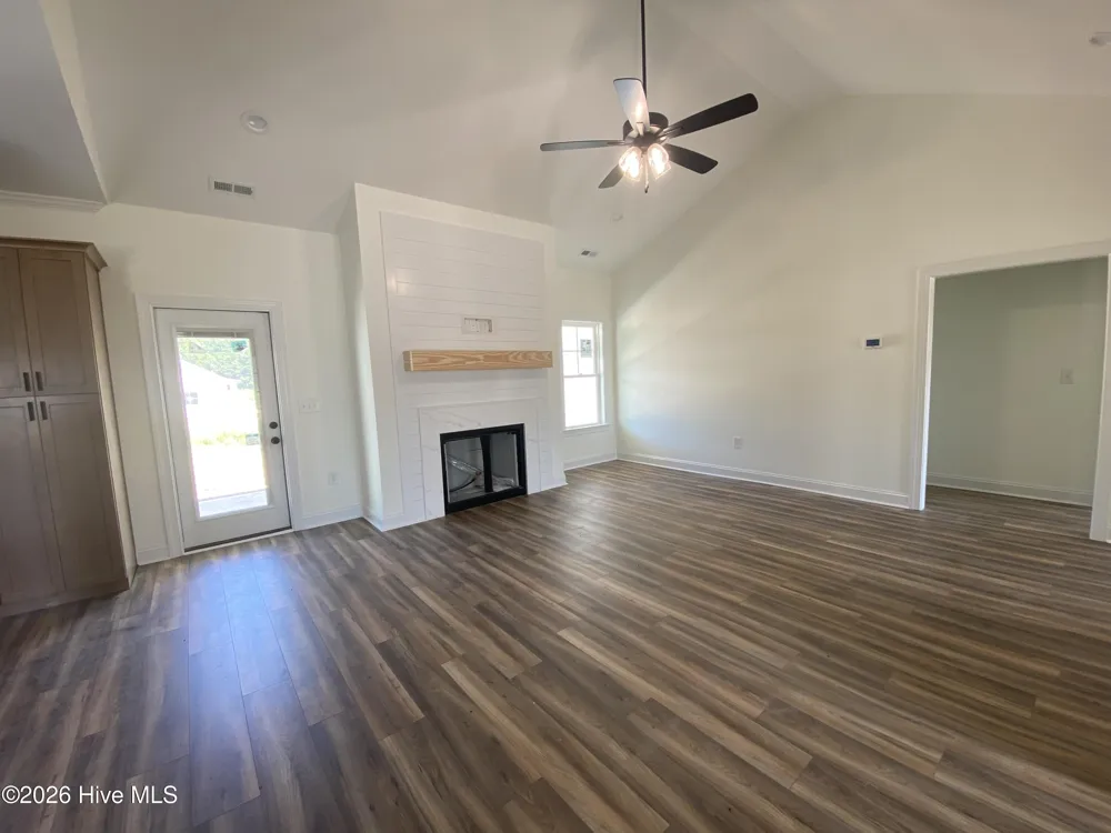 9641 Hinnant Edgerton Road Kenly, NC 27542