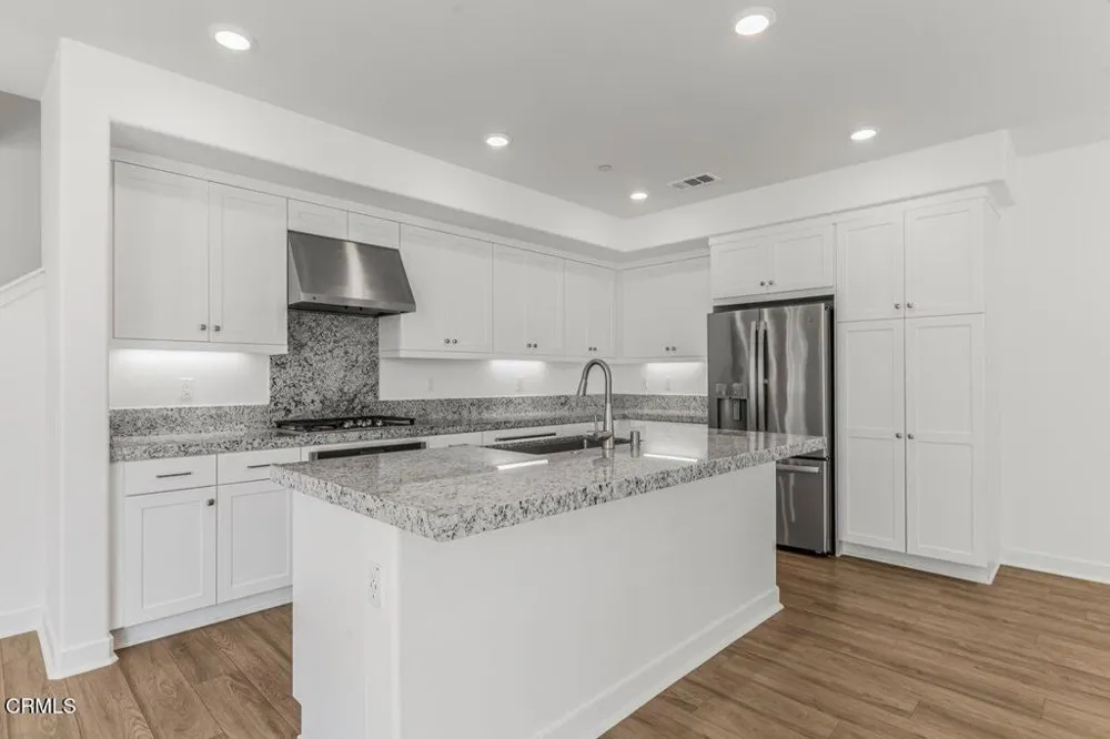 1994 Pomegranate Street Santa Paula, CA 93060