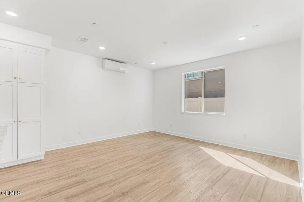 1994 Pomegranate Street Santa Paula, CA 93060