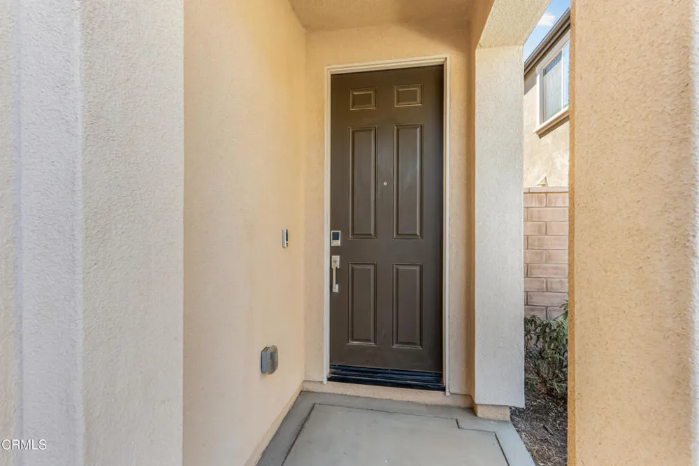 1994 Pomegranate Street Santa Paula, CA 93060