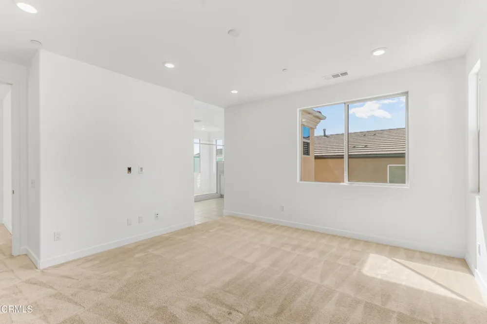 1994 Pomegranate Street Santa Paula, CA 93060