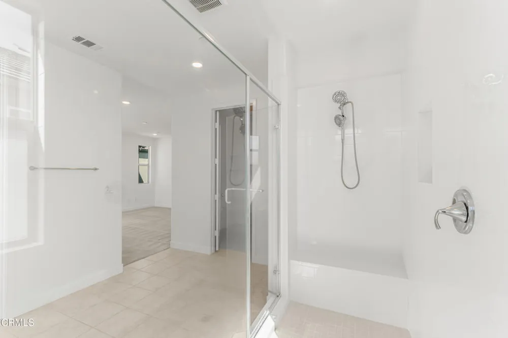 1994 Pomegranate Street Santa Paula, CA 93060