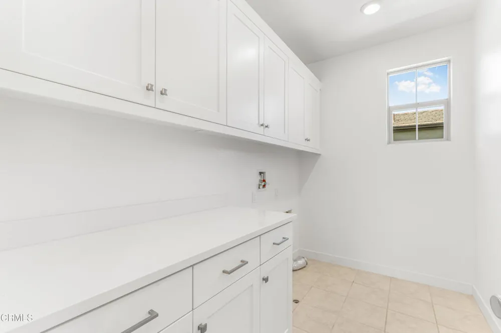 1994 Pomegranate Street Santa Paula, CA 93060