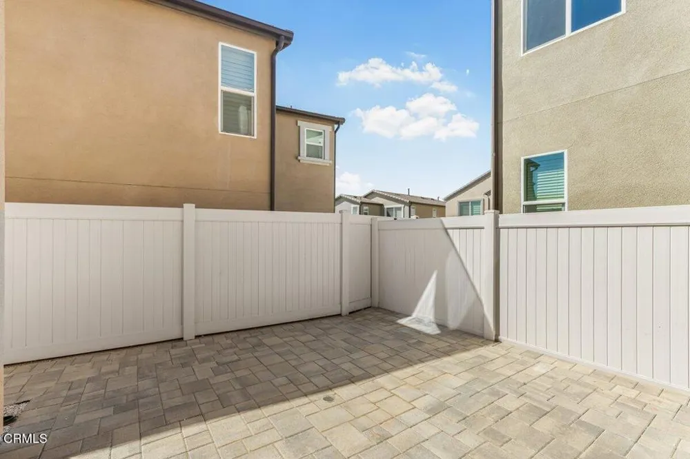 1994 Pomegranate Street Santa Paula, CA 93060
