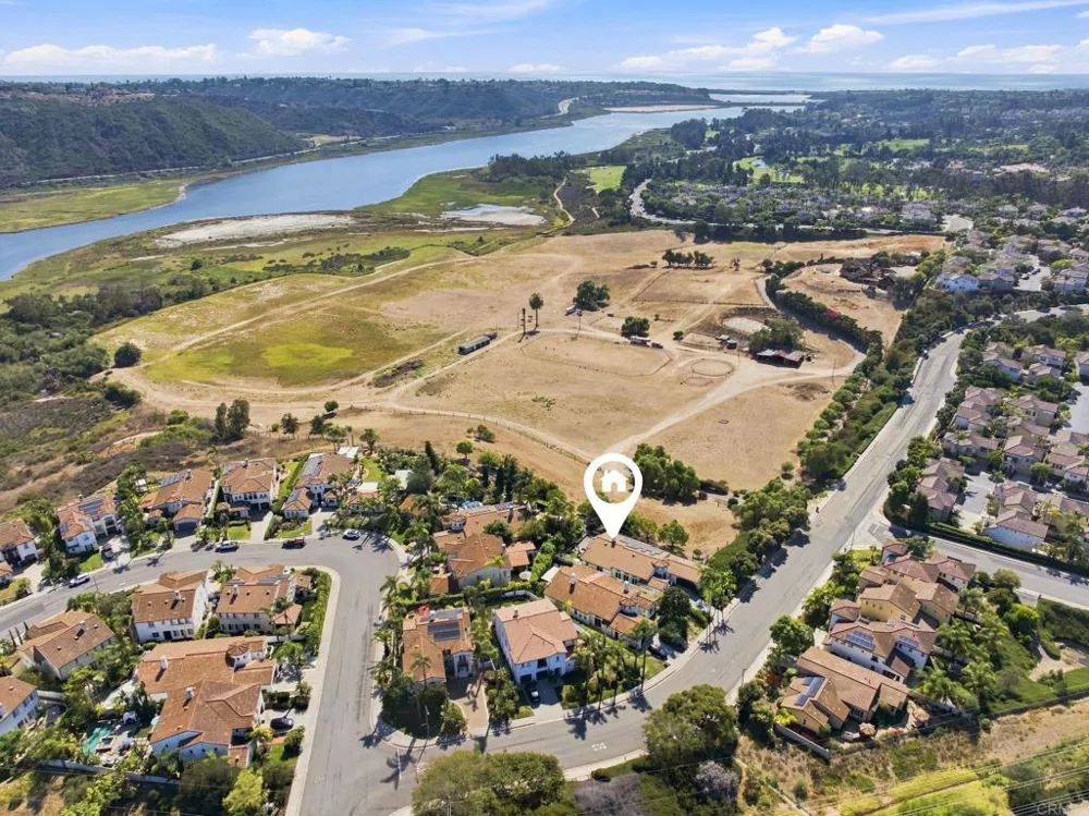 1745 Hummingbird Road Carlsbad, CA 92011