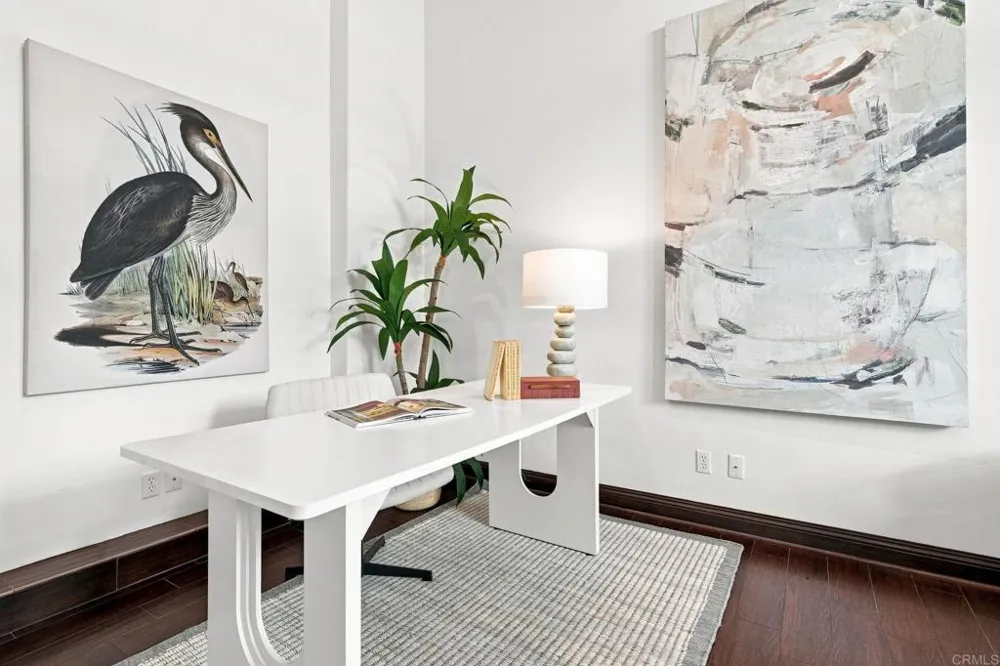 1745 Hummingbird Road Carlsbad, CA 92011