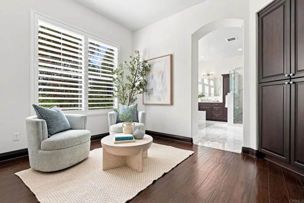 1745 Hummingbird Road Carlsbad, CA 92011