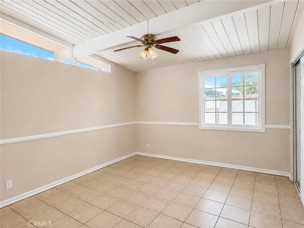 945 E 5th Street Ontario, CA 91764