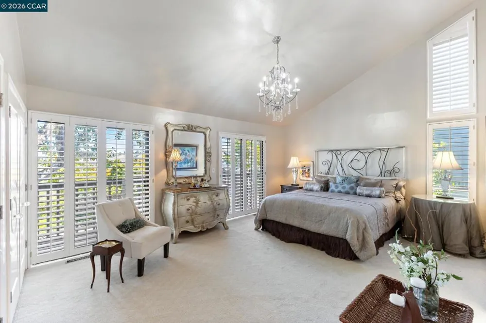 1792 Saint Andrews Dr Moraga, CA 94556