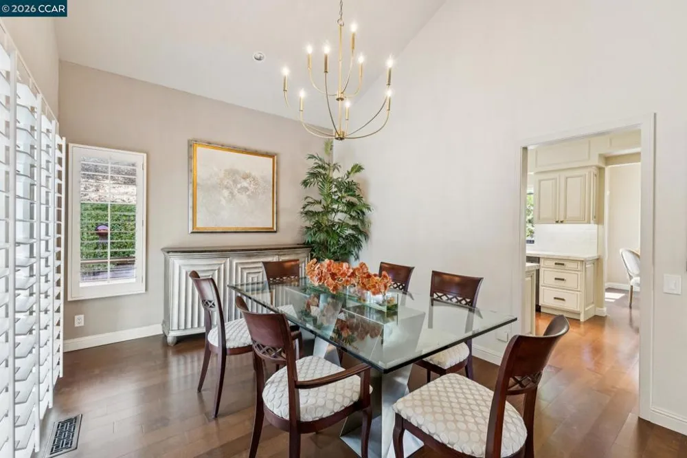1792 Saint Andrews Dr Moraga, CA 94556