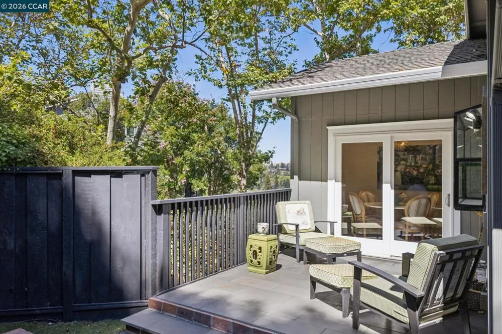 1792 Saint Andrews Dr Moraga, CA 94556