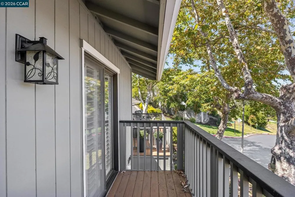 1792 Saint Andrews Dr Moraga, CA 94556