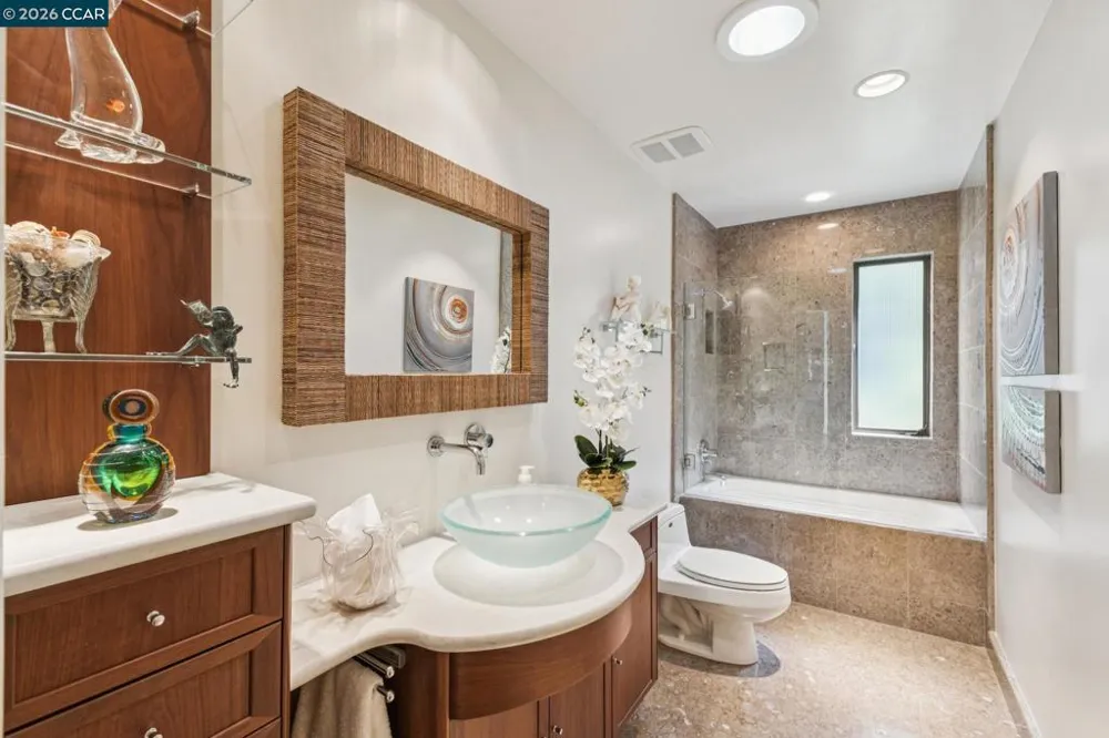 1792 Saint Andrews Dr Moraga, CA 94556