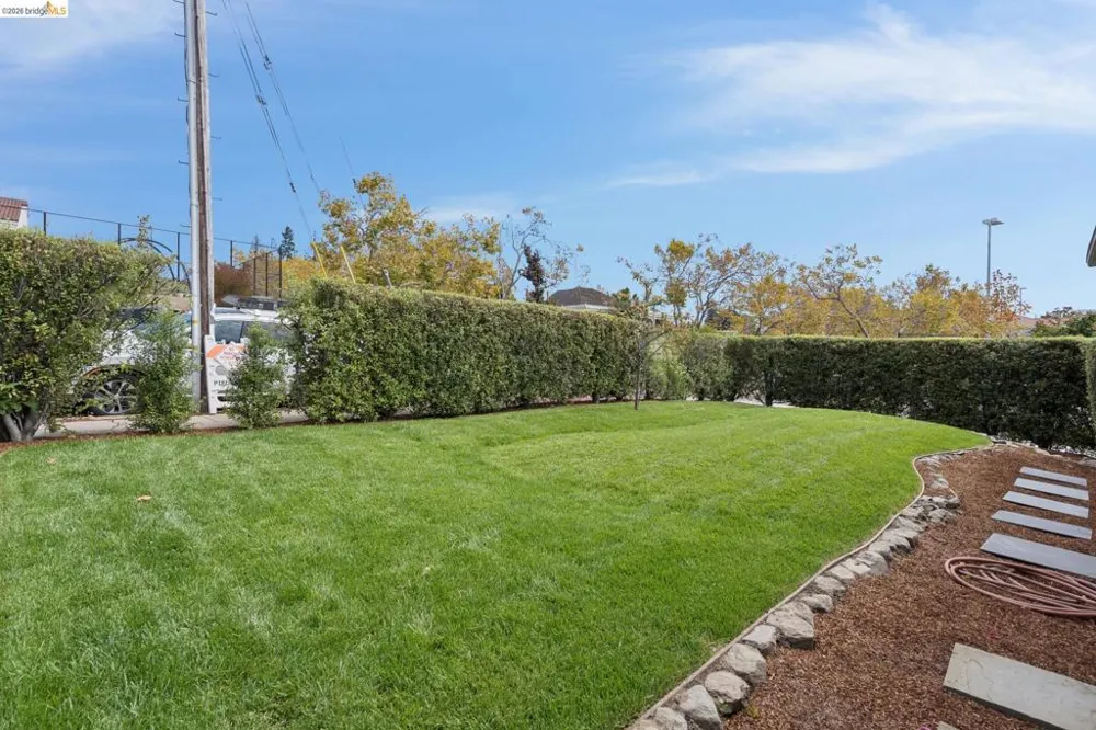 29 Vista Avenue Piedmont, CA 94611
