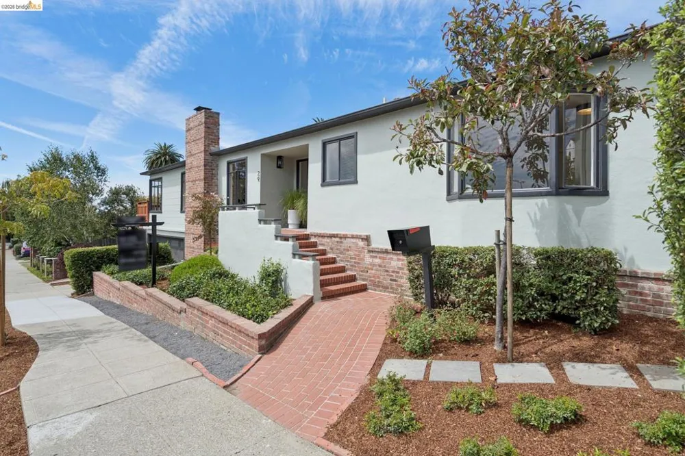 29 Vista Avenue Piedmont, CA 94611