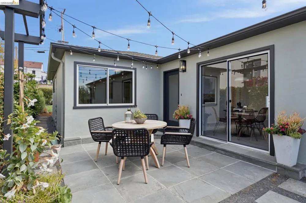 29 Vista Avenue Piedmont, CA 94611