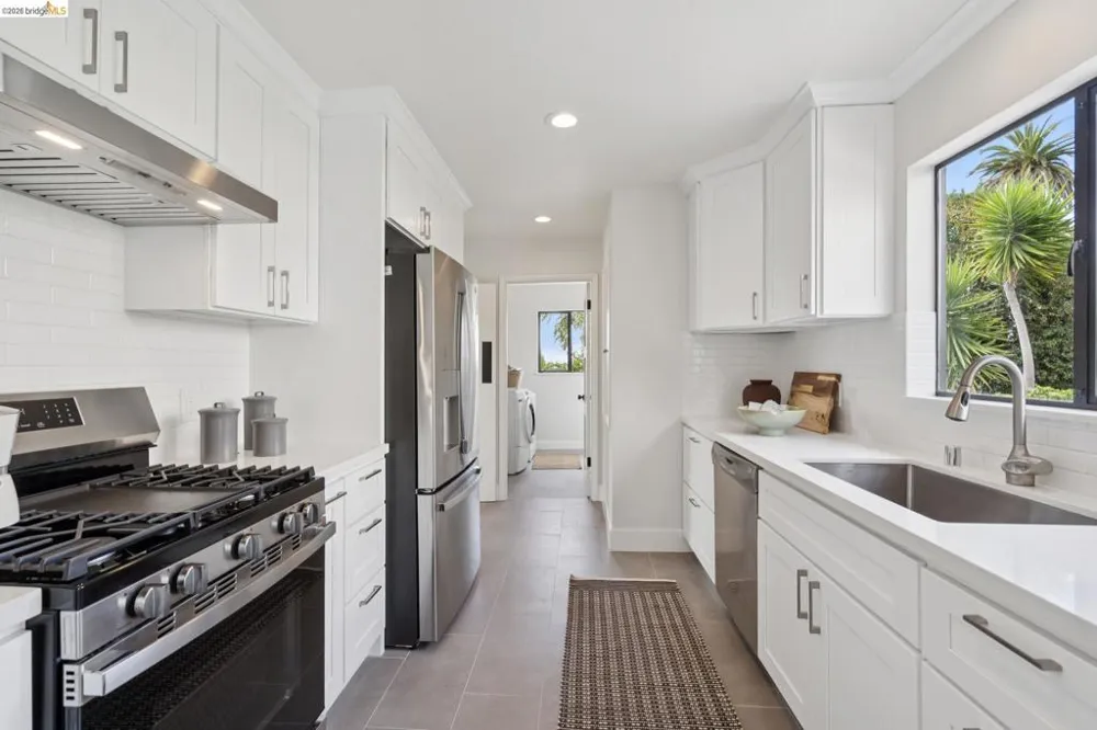 29 Vista Avenue Piedmont, CA 94611
