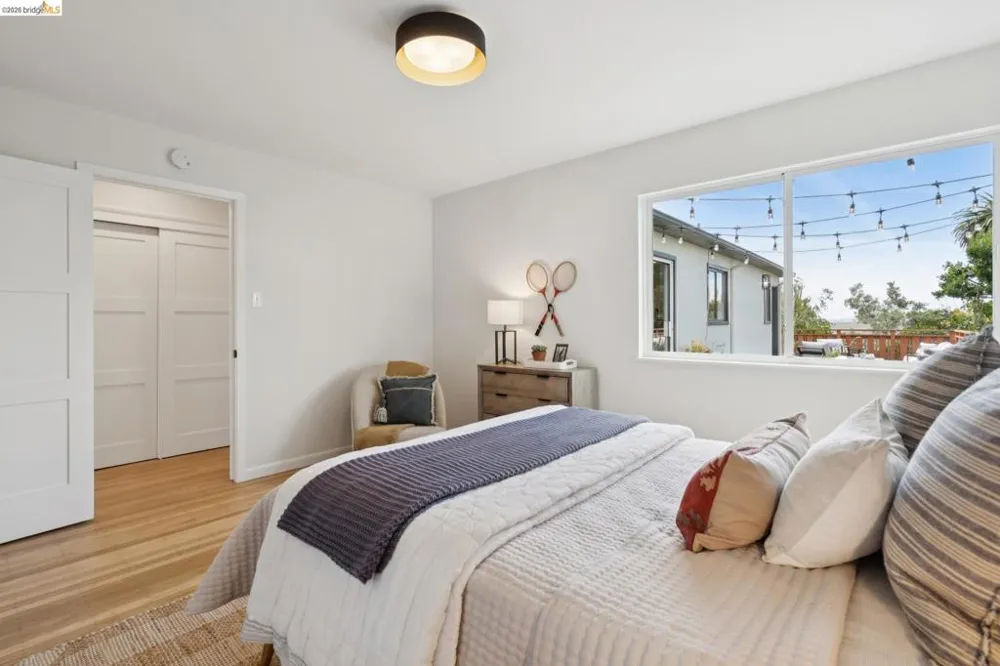 29 Vista Avenue Piedmont, CA 94611