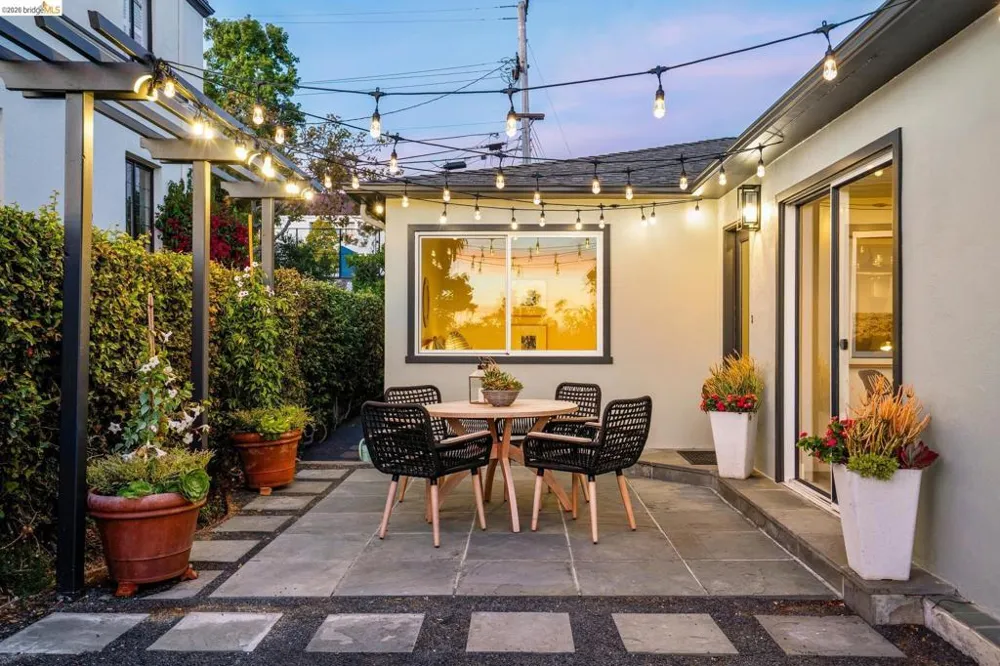 29 Vista Avenue Piedmont, CA 94611