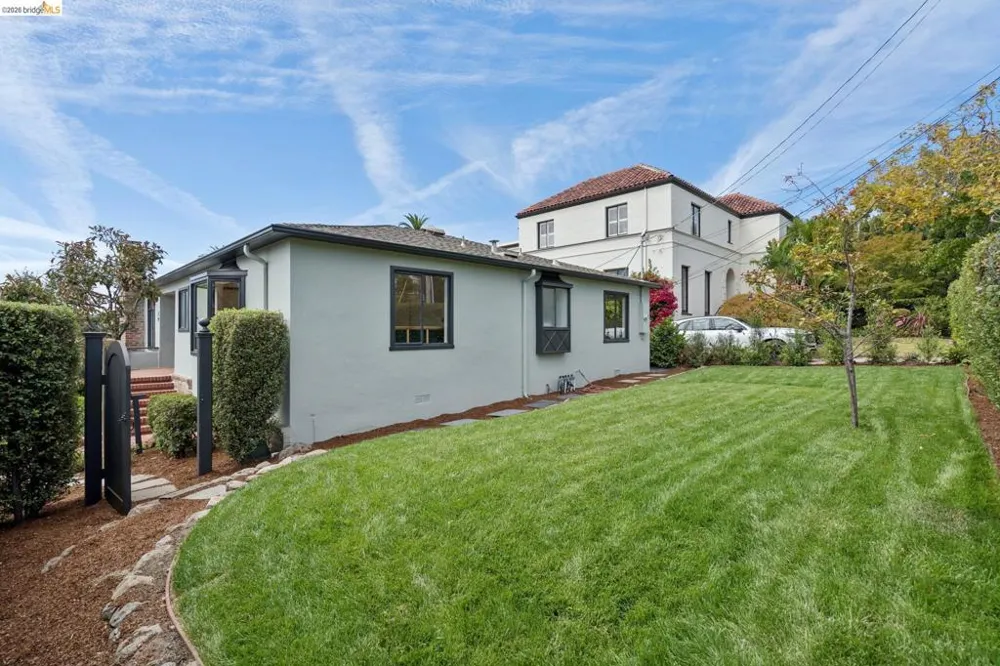 29 Vista Avenue Piedmont, CA 94611