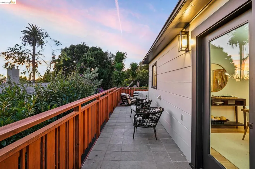 29 Vista Avenue Piedmont, CA 94611