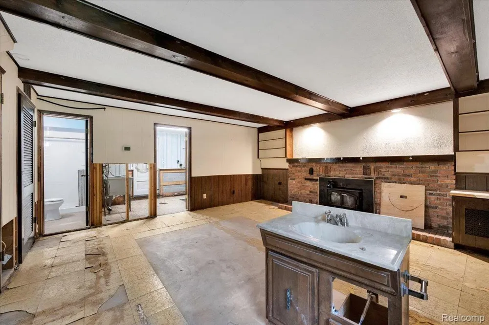 4871 Helen Drive Grayling Charter Township, MI 49738
