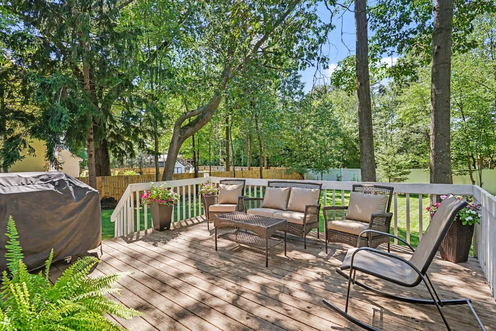 5071 Shady Creek Drive Norton Shores City, MI 49441