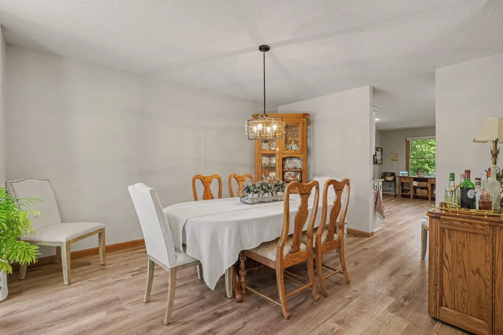 5071 Shady Creek Drive Norton Shores City, MI 49441