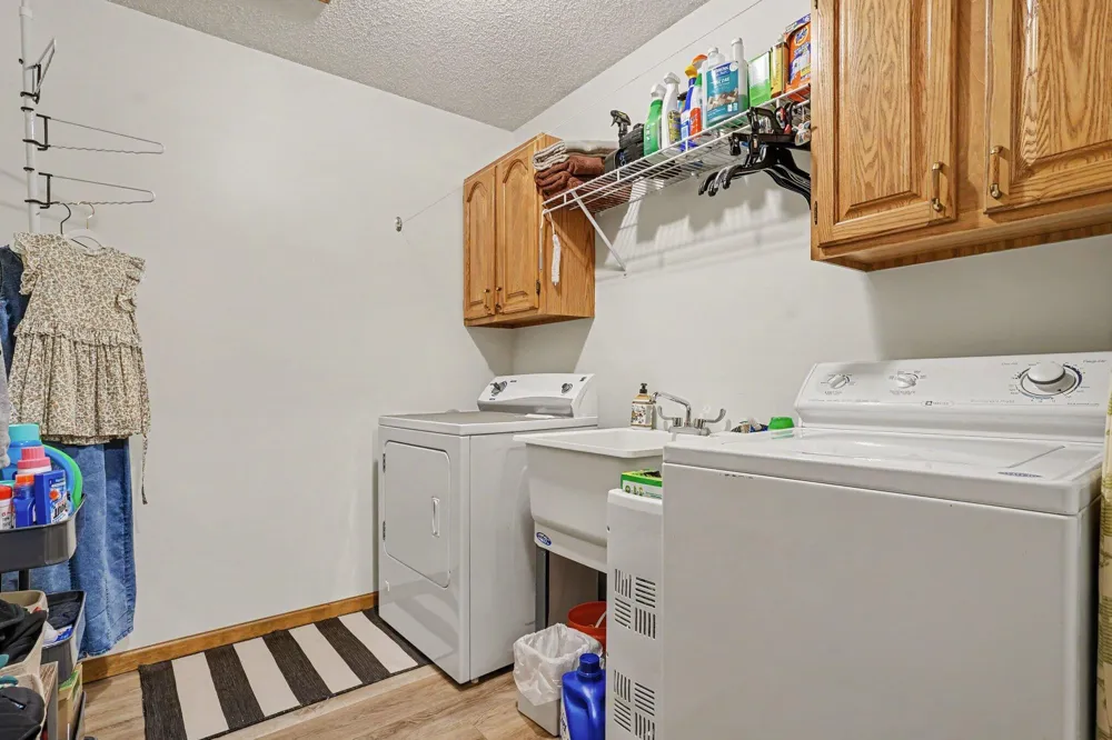 5071 Shady Creek Drive Norton Shores City, MI 49441