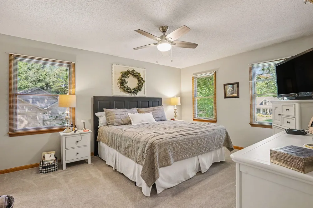 5071 Shady Creek Drive Norton Shores City, MI 49441