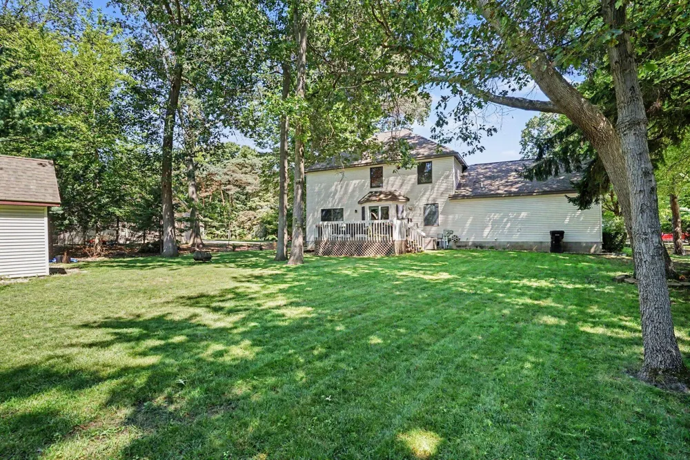 5071 Shady Creek Drive Norton Shores City, MI 49441