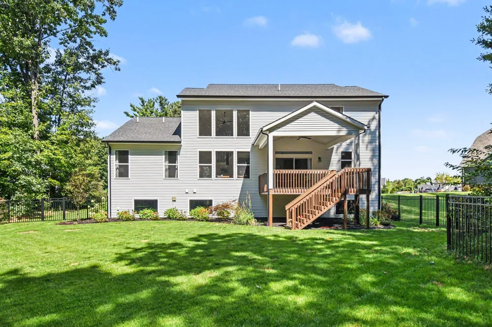8802 Lapham Drive NE Algoma Township, MI 49341
