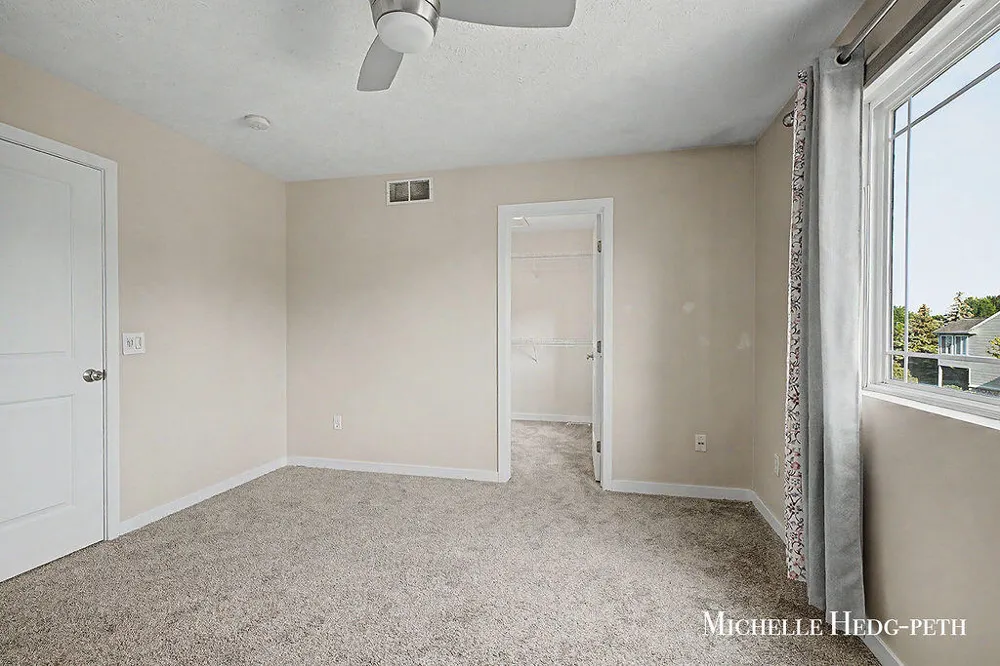 2984 Edgestone Drive #22 Georgetown Charter Township, MI 49426