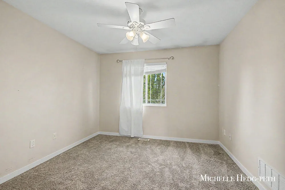 2984 Edgestone Drive #22 Georgetown Charter Township, MI 49426
