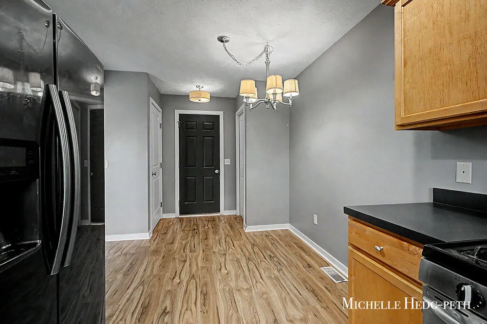 2984 Edgestone Drive #22 Georgetown Charter Township, MI 49426
